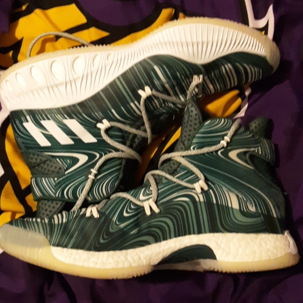 Adidas crazy explosive basketball shoes